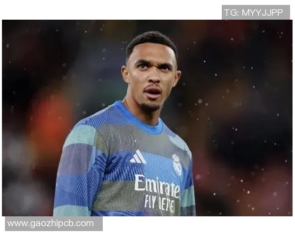 英超神评：多库梦中对面11个阿诺德，真相竟如此震撼！